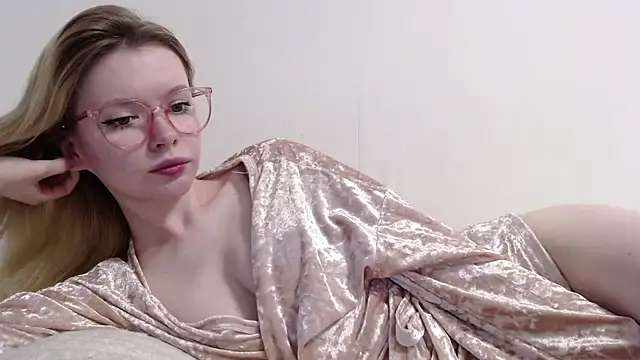 Snapshot of Sataobby chatting on December 2025 06:12:01 PM Sataobby online show from December 2025 06:12:01 PM