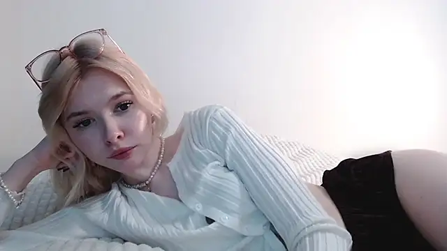 Snapshot of Sataobby chatting on December 2024 03:26:02 PM Sataobby online show from December 2024 03:26:02 PM