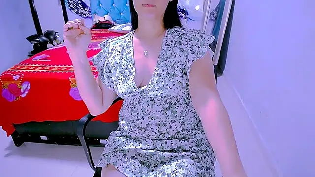 BitterMomXxx online show from March 2026 01:48:02 PM