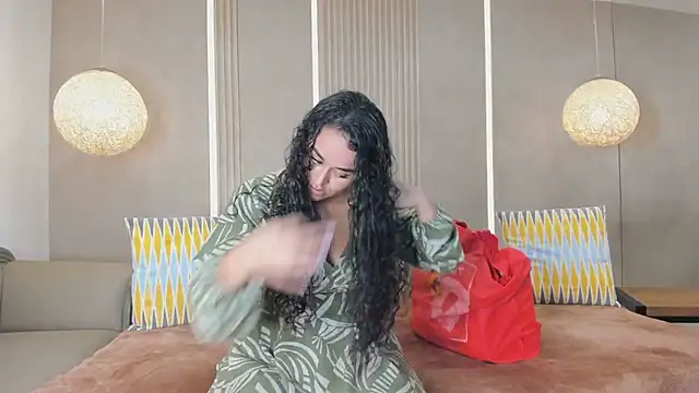 sabrina shark  online show from May 2026 09:23:01 PM