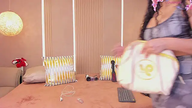 sabrina shark  online show from March 2026 02:52:01 AM