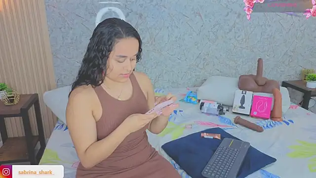 sabrina shark  online show from January 2026 02:37:01 AM