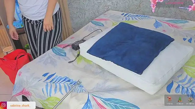 sabrina shark  online show from December 2025 01:42:01 AM