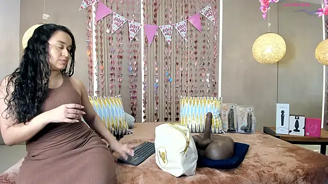 sabrina shark  online show from February 2026 02:43:01 AM