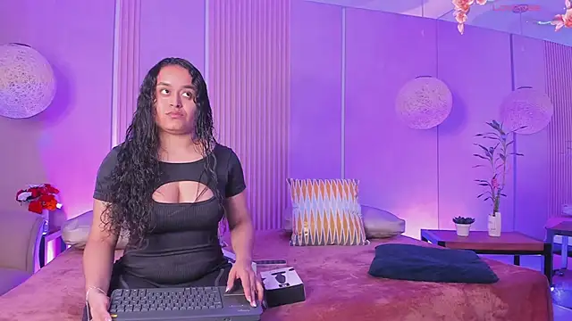 sabrina shark  online show from March 2026 02:50:02 AM