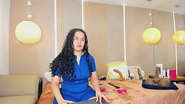 sabrina shark  online show from February 2026 02:19:01 AM