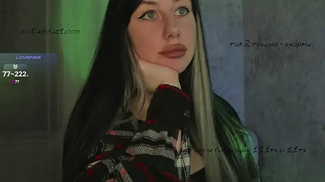 Snapshot of elena_addiction chatting on March 2025 03:40:02 PM elena addiction online show from March 2025 03:40:02 PM