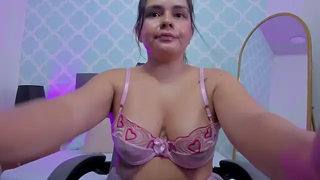 ayla13  online show from February 2026 07:14:02 PM