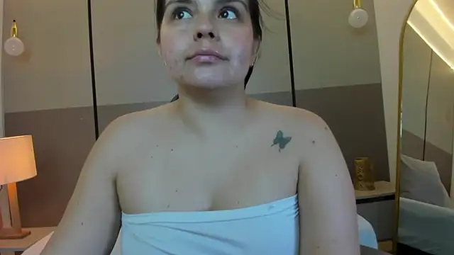 ayla13  online show from April 2026 07:10:02 PM