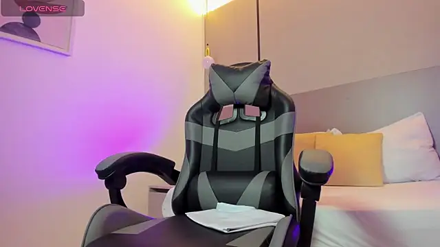 ayla13  online show from March 2026 07:26:02 PM