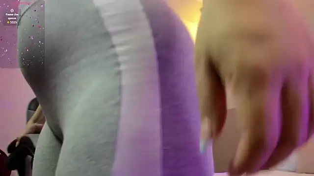 ayla13  online show from March 2026 07:18:01 PM