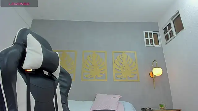 ayla13  online show from February 2025 01:03:02 AM
