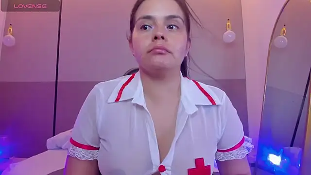 ayla13  online show from April 2026 07:20:02 PM