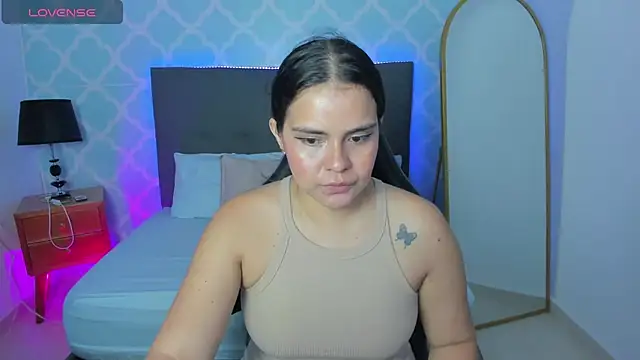 ayla13  online show from January 2026 07:20:01 PM