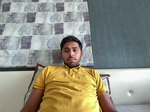 rhuh3991 online show from April 2026 10:39:01 AM