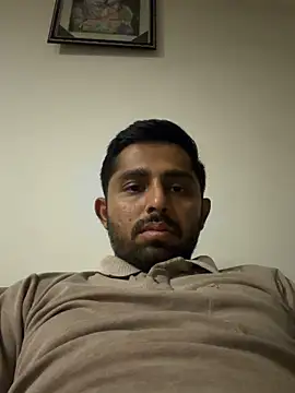 Snapshot of rhuh3991 chatting on June 2026 08:40:02 PM rhuh3991 online show from June 2026 08:40:02 PM