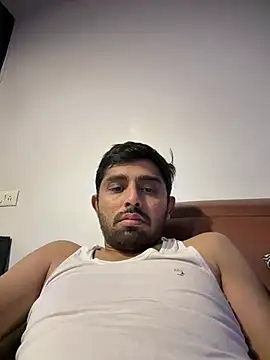Snapshot of rhuh3991 chatting on July 2026 12:52:02 PM rhuh3991 online show from July 2026 12:52:02 PM