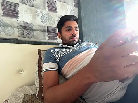 rhuh3991 online show from April 2026 11:49:02 AM