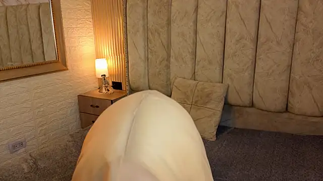 catalina  23 online show from October 2025 07:24:01 PM