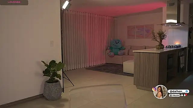 Daihanwatson  online show from February 2026 02:43:02 AM