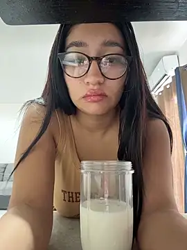 Snapshot of Sexyedith09 chatting on May 2026 05:43:04 PM Sexyedith09 online show from May 2026 05:43:04 PM