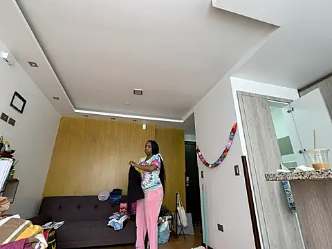 ChocolateCakeQueen online show from February 2026 03:56:01 PM