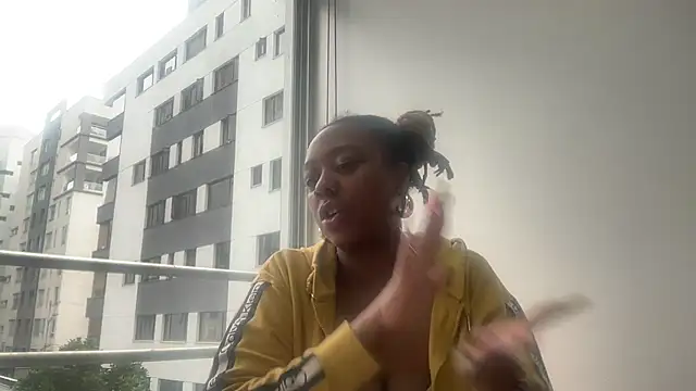 ChocolateCakeQueen online show from January 2026 03:52:02 PM