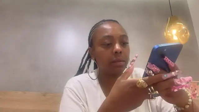 ChocolateCakeQueen online show from May 2026 03:06:01 AM