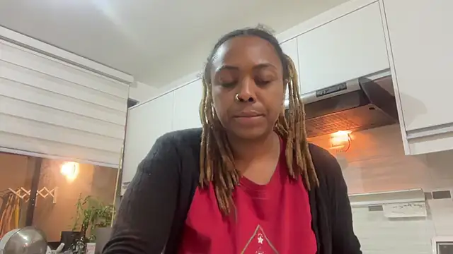 ChocolateCakeQueen online show from October 2025 02:13:01 AM