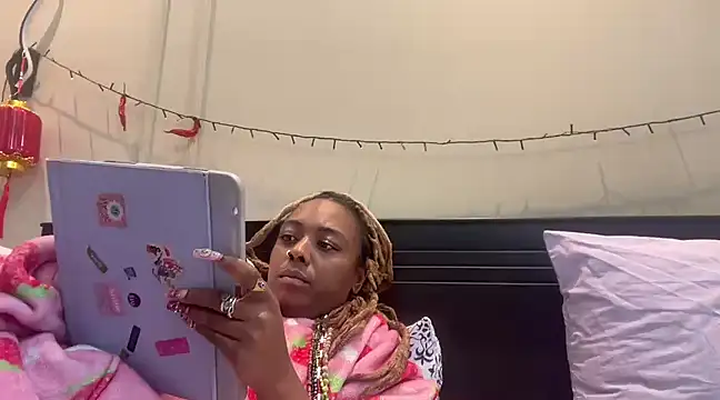 ChocolateCakeQueen online show from March 2025 10:53:02 PM