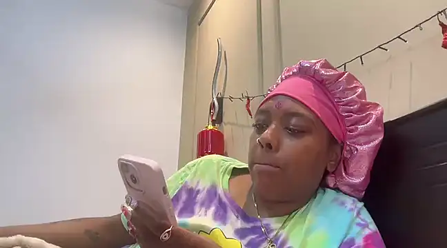 ChocolateCakeQueen online show from March 2025 01:32:02 AM