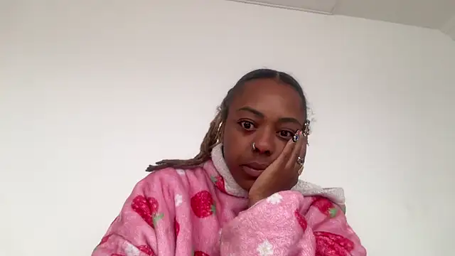 ChocolateCakeQueen online show from November 2025 11:46:02 AM