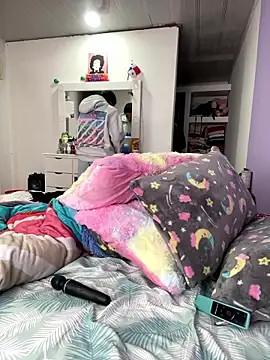 hannahb-e online show from January 2026 02:42:02 PM