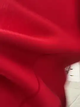 hannahb-e online show from November 2025 07:36:02 PM