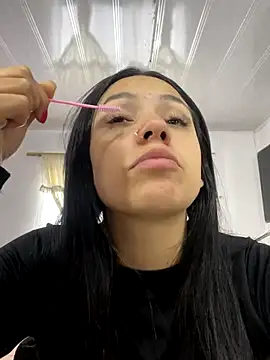 hannahb-e online show from October 2025 08:28:02 PM