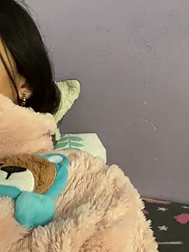 hannahb-e online show from March 2026 12:51:02 PM