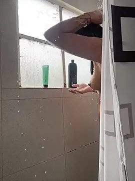 hannahb-e online show from February 2026 05:11:01 PM