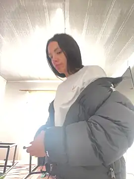 hannahb-e online show from March 2026 04:03:01 PM