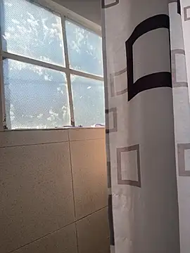 hannahb-e online show from March 2026 01:11:02 PM