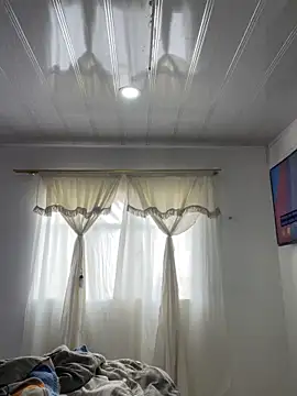 hannahb-e online show from April 2026 03:02:01 PM