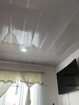 hannahb-e online show from October 2025 08:07:01 PM