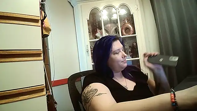 EXOTICLEXXXI online show from April 2026 04:09:02 PM