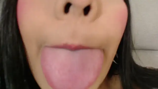 Snapshot of emily_brontee_ chatting on March 2025 01:34:02 PM emily brontee online show from March 2025 01:34:02 PM