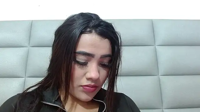 Snapshot of emily_brontee_ chatting on October 2025 01:04:02 PM emily brontee online show from October 2025 01:04:02 PM