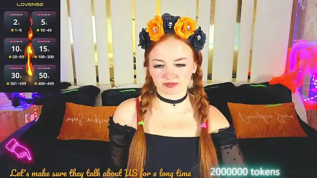 Marina Mur  online show from October 2025 03:52:01 PM