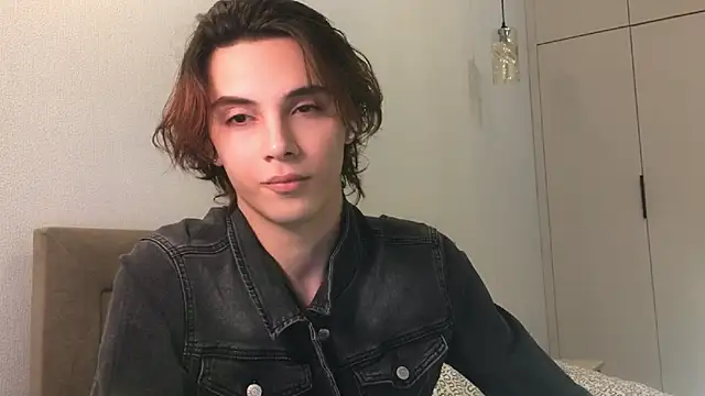 Snapshot of k0sta_ chatting on January 2025 08:25:02 PM k0sta  online show from January 2025 08:25:02 PM