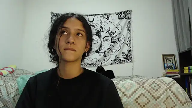 AlinaWoolf  online show from March 2025 04:30:02 AM