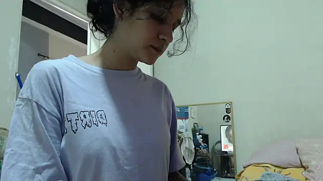 Snapshot of AlinaWoolf_ chatting on July 2026 03:45:02 PM AlinaWoolf online show from July 2026 03:45:02 PM