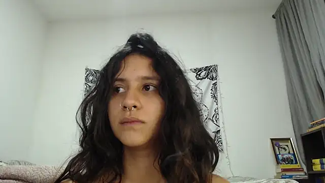 AlinaWoolf  online show from December 2024 04:43:01 AM