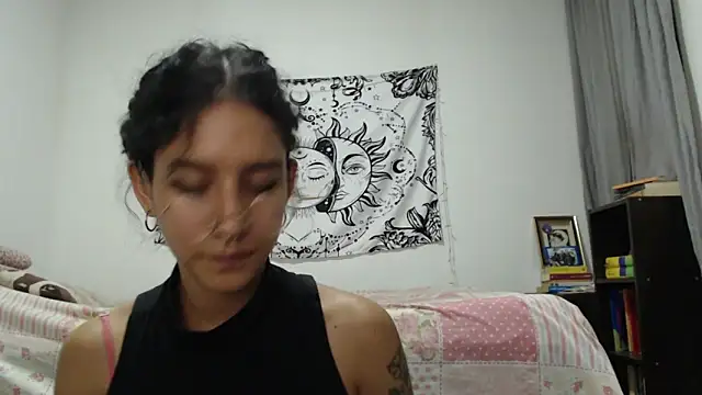 AlinaWoolf  online show from January 2025 02:39:02 AM